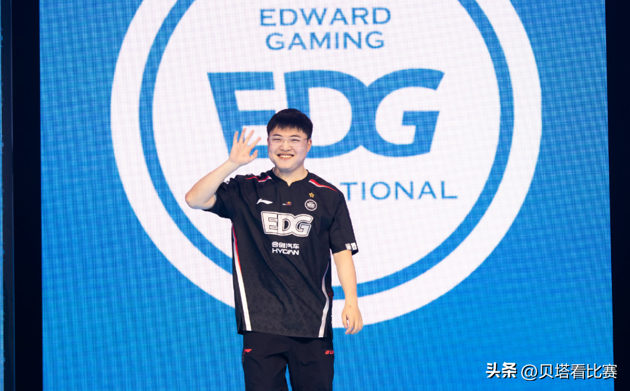 100T横扫TL，Uzi完成史诗逆转宿命之战半决赛，引爆全场热议